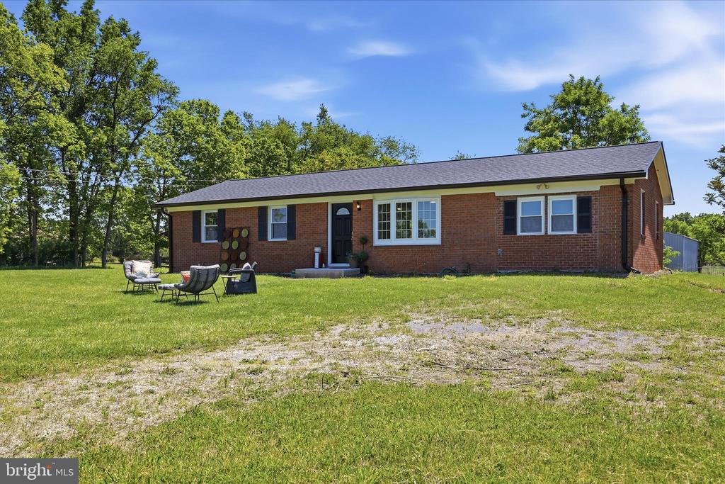 1381 LEETOWN ROAD