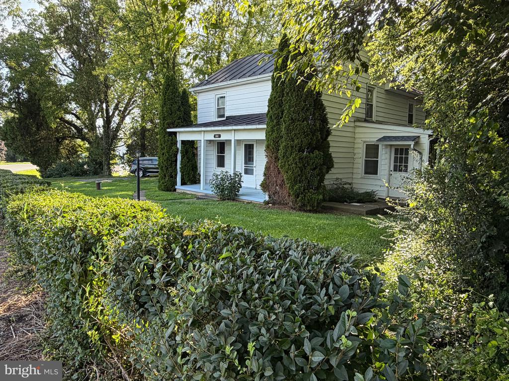 CHARLES TOWN