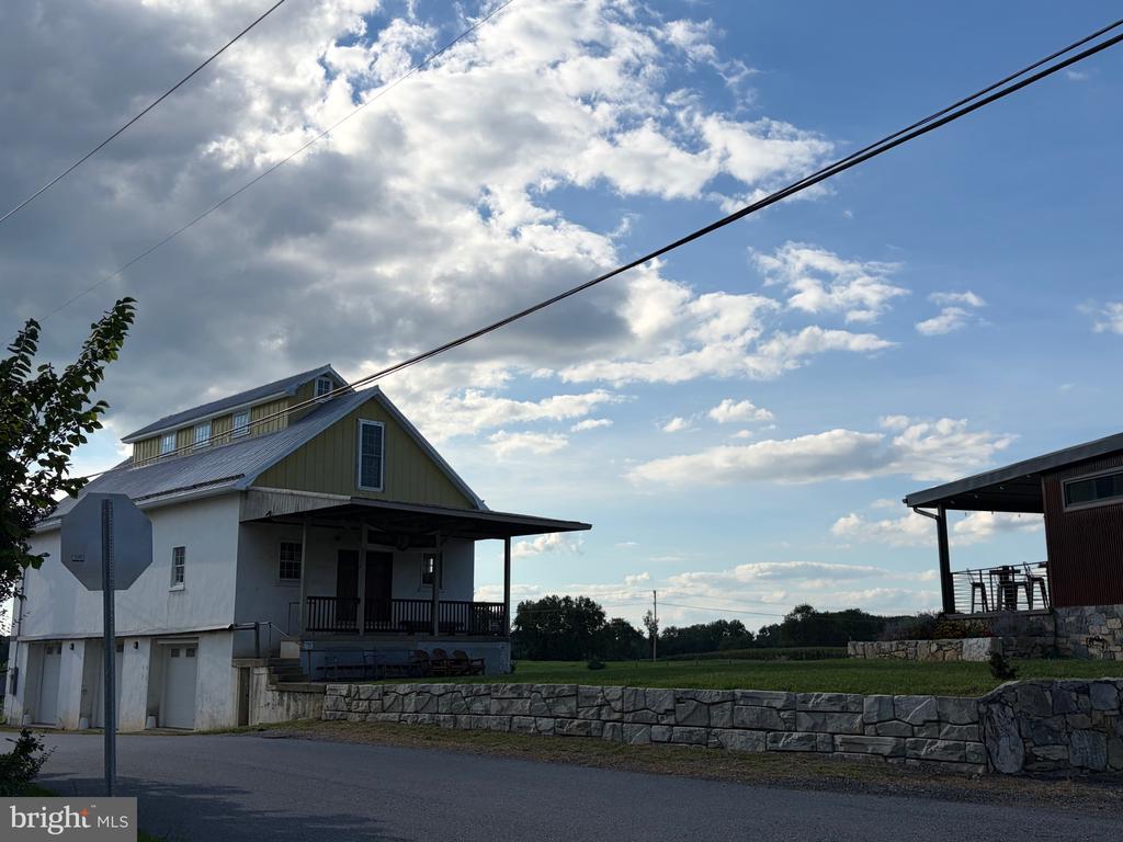 CHARLES TOWN