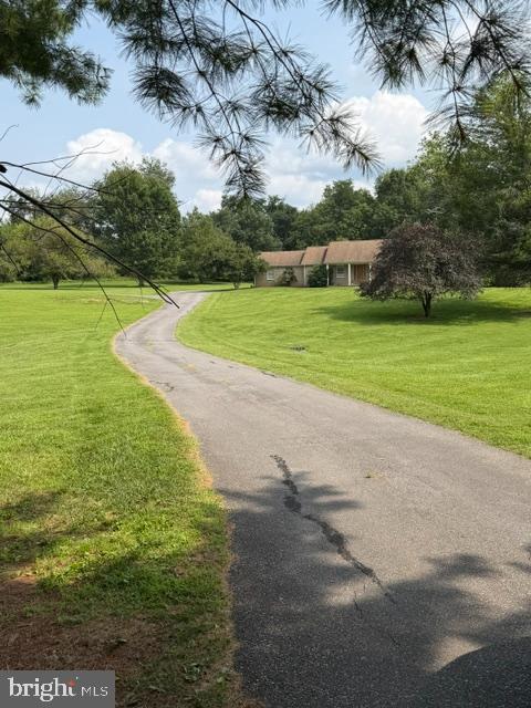 274 DOGWOOD MANOR DRIVE