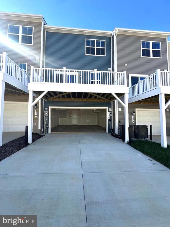 324 WATERCOURSE DR.
