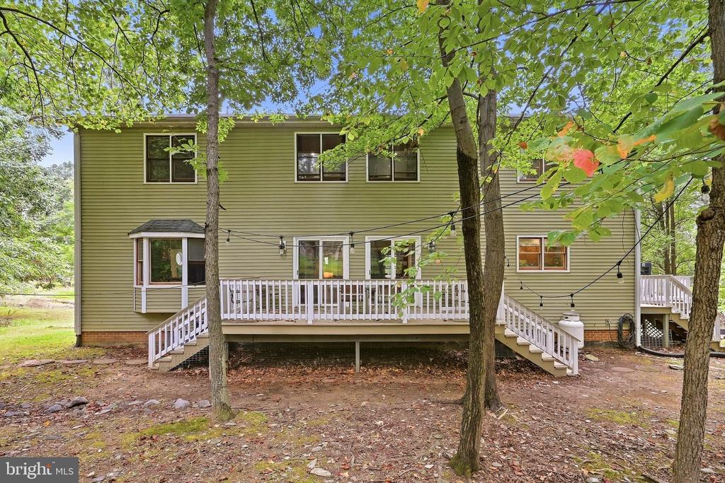 127 127 COOL GLEN CIRCLE