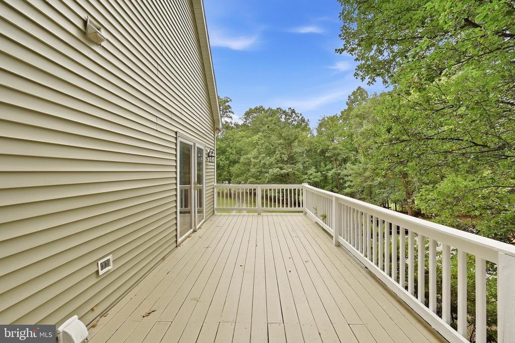 127 127 COOL GLEN CIRCLE