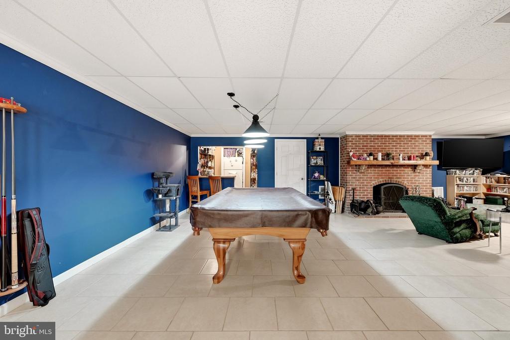 127 127 COOL GLEN CIRCLE