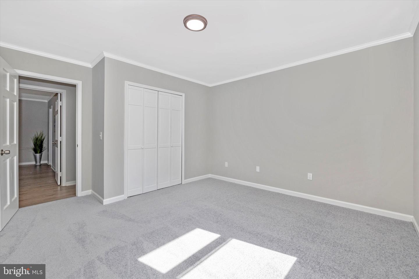 523 Weber LANE