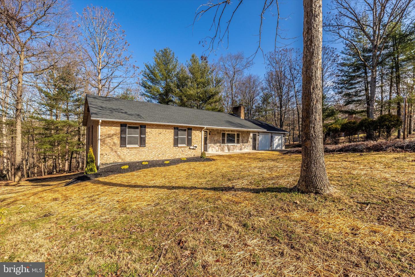 523 Weber LANE