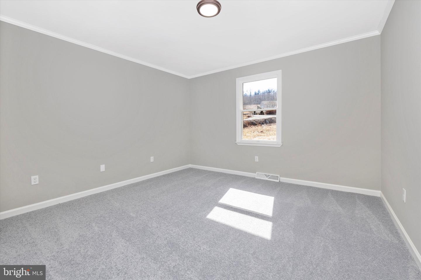 523 Weber LANE