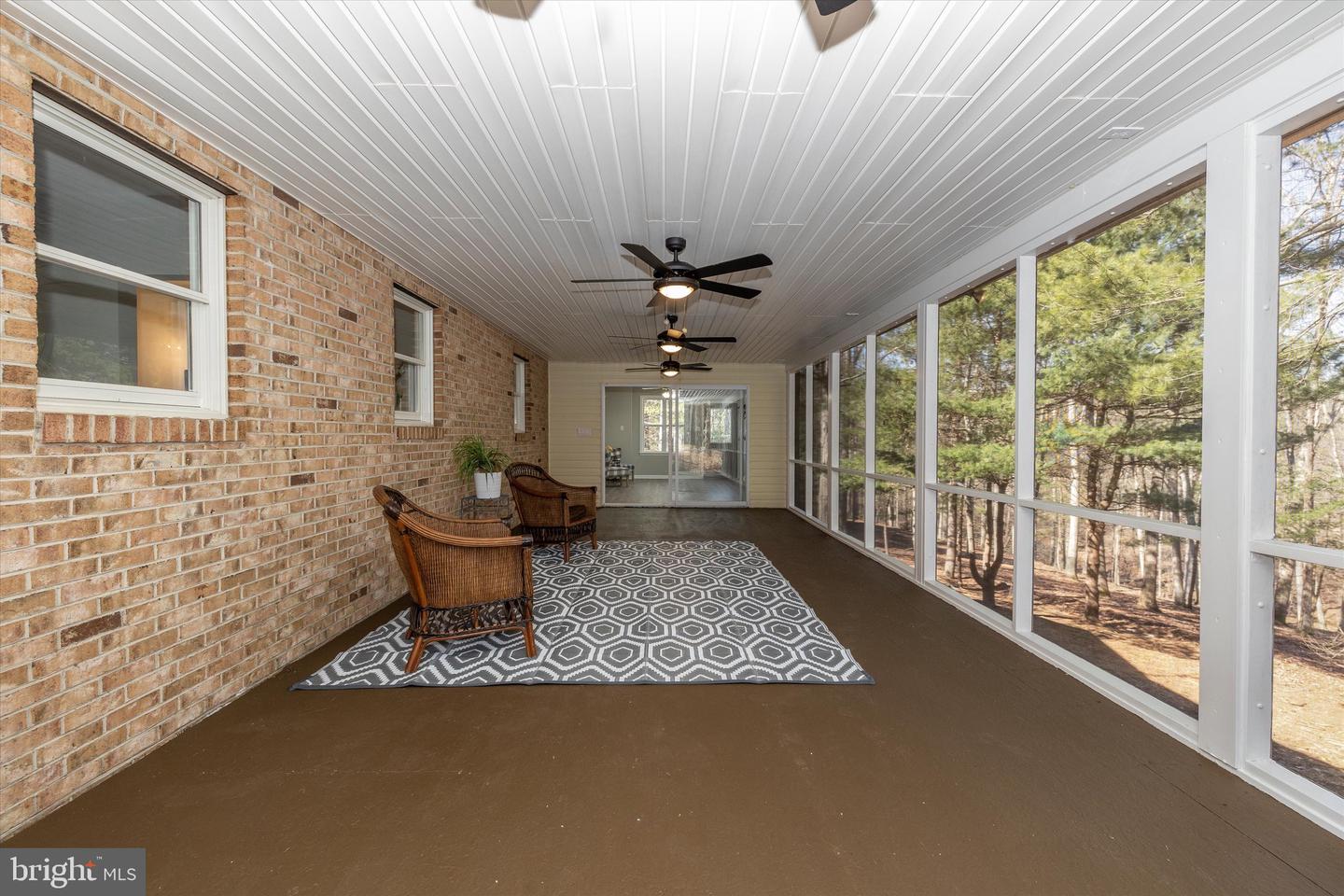 523 Weber LANE