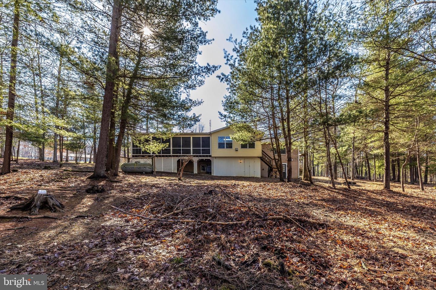 523 Weber LANE
