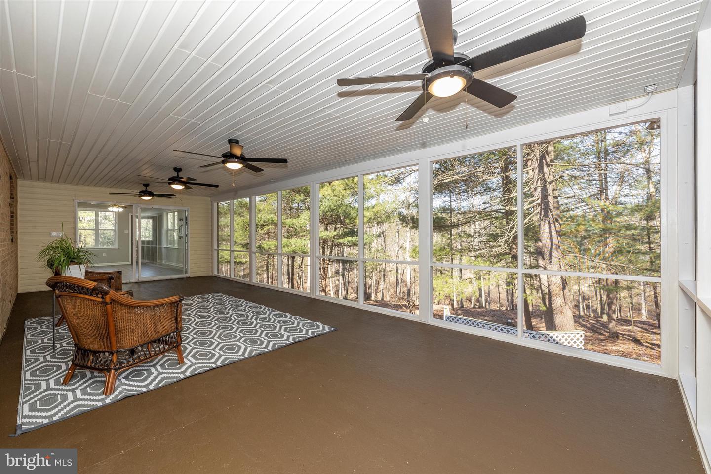 523 Weber LANE