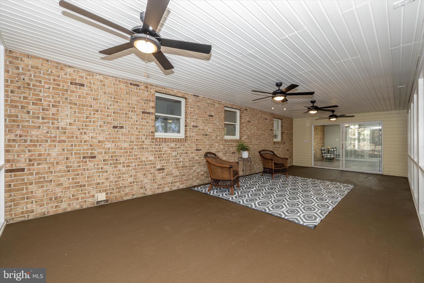 523 Weber LANE