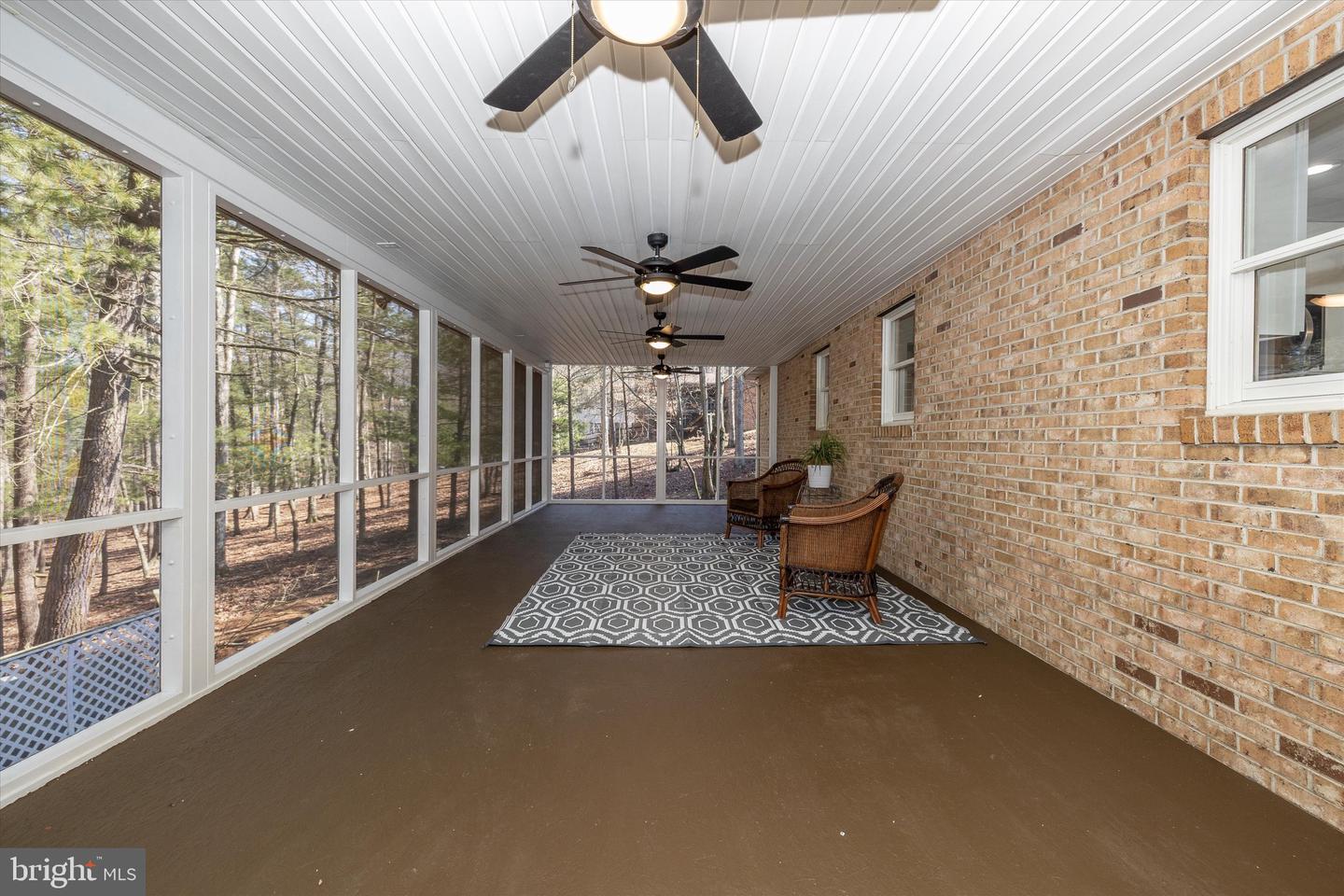 523 Weber LANE