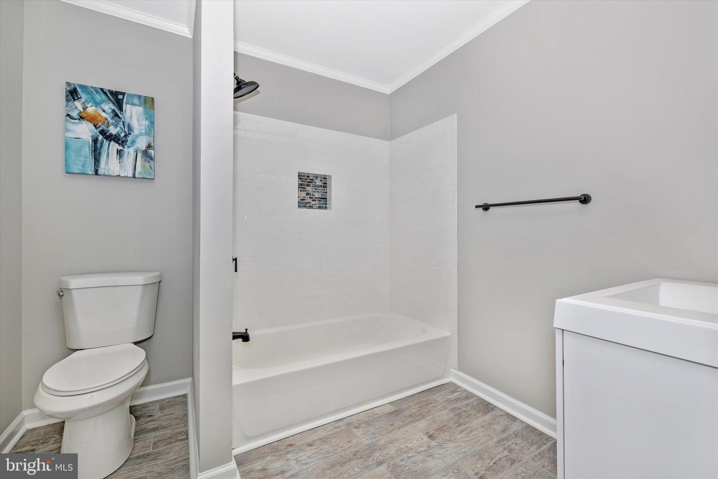 523 Weber LANE