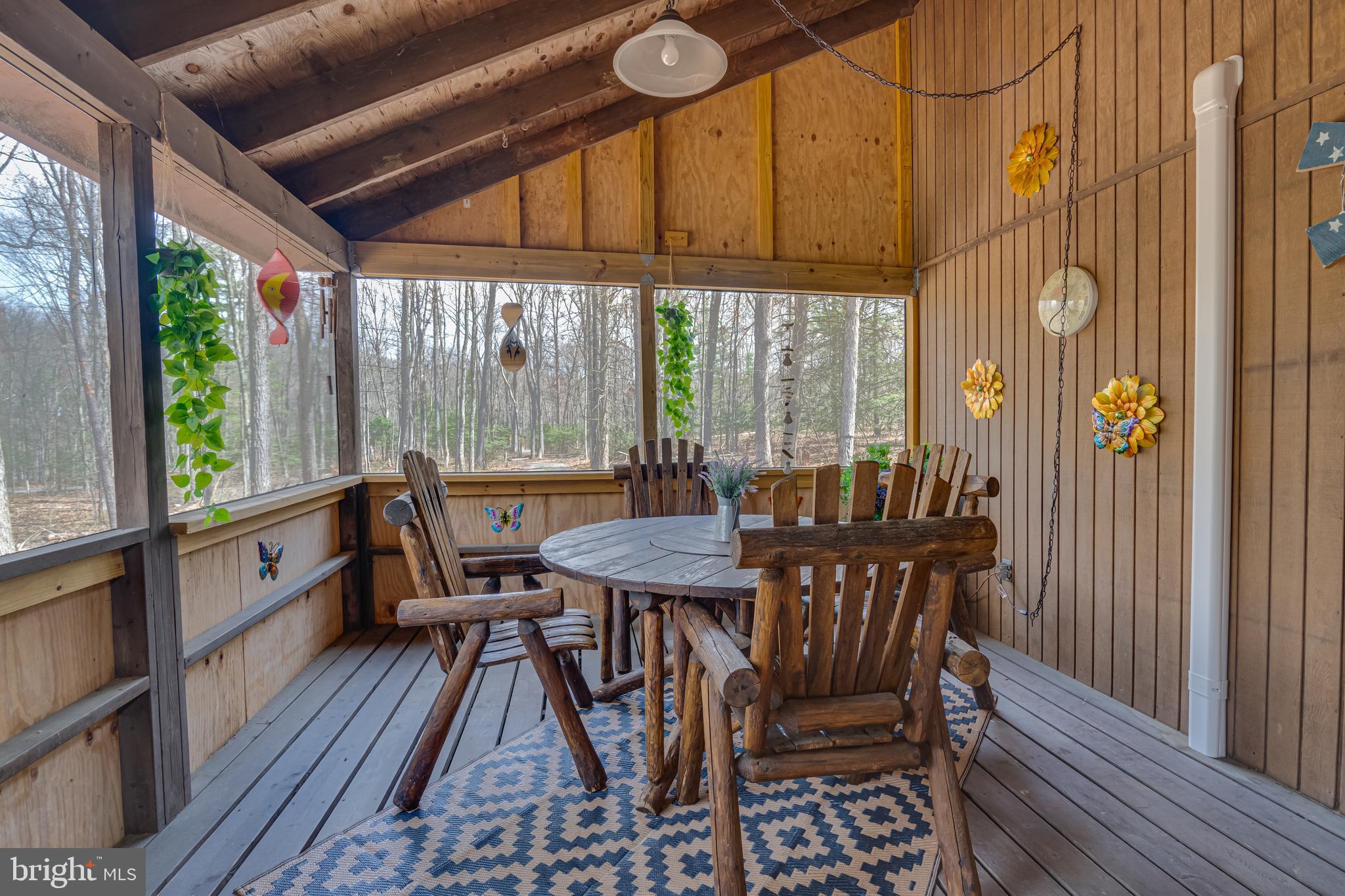 177 Equestrian Ln