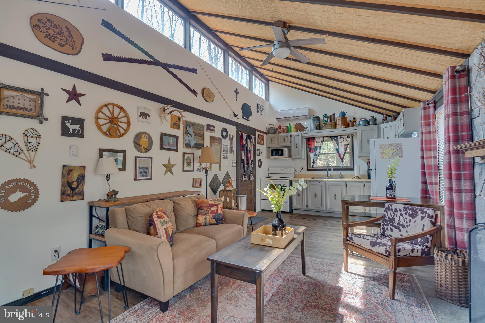 177 Equestrian Ln