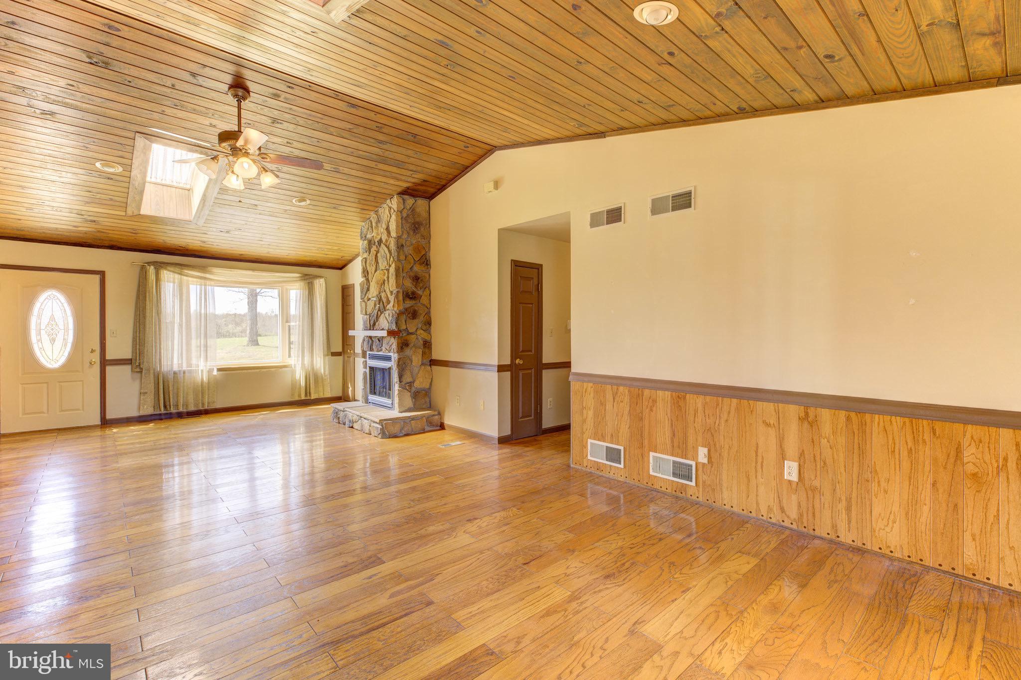 5248 Cherry Run Rd