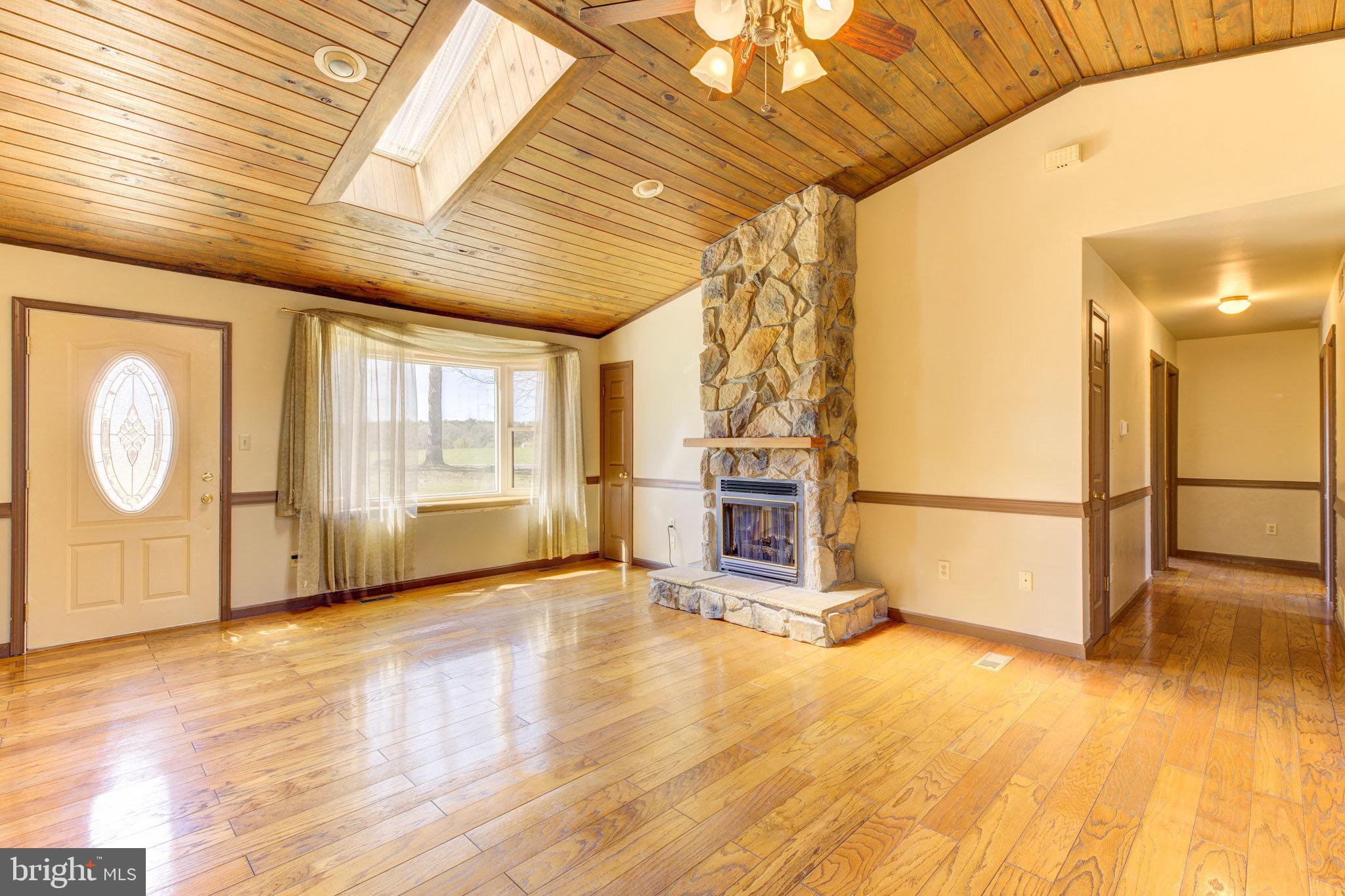 5248 Cherry Run Rd
