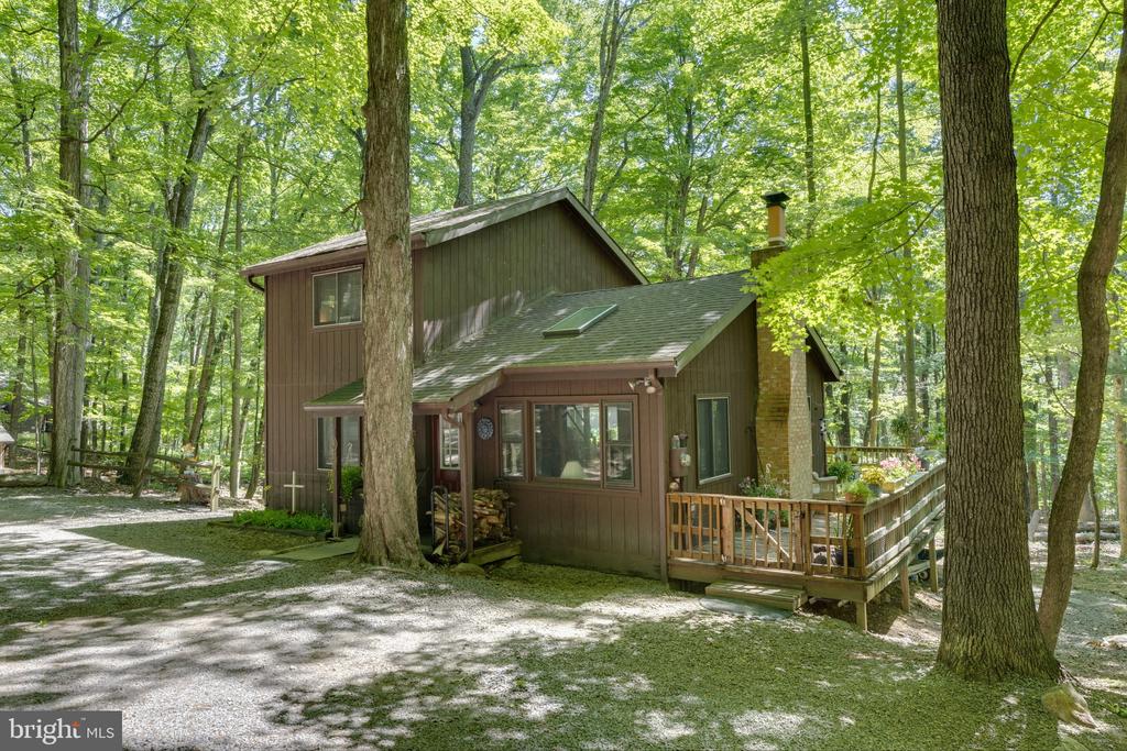 11 S MOUNTAINSIDE DRIVE