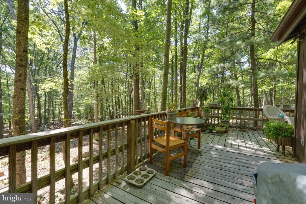 11 S MOUNTAINSIDE DRIVE