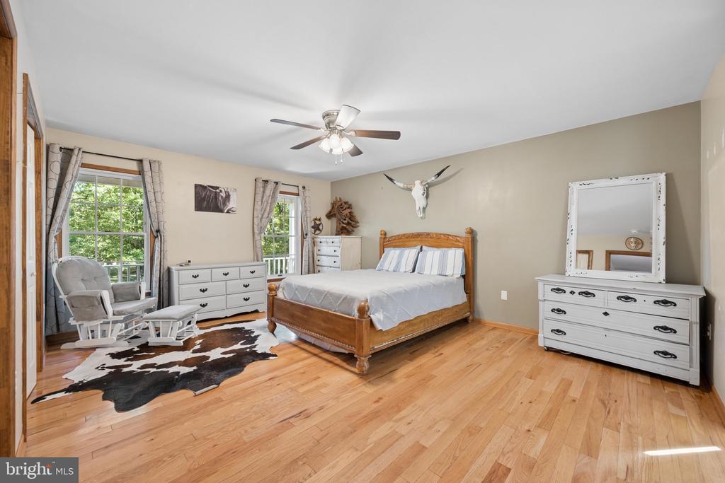 84 COTTONWOOD LANE