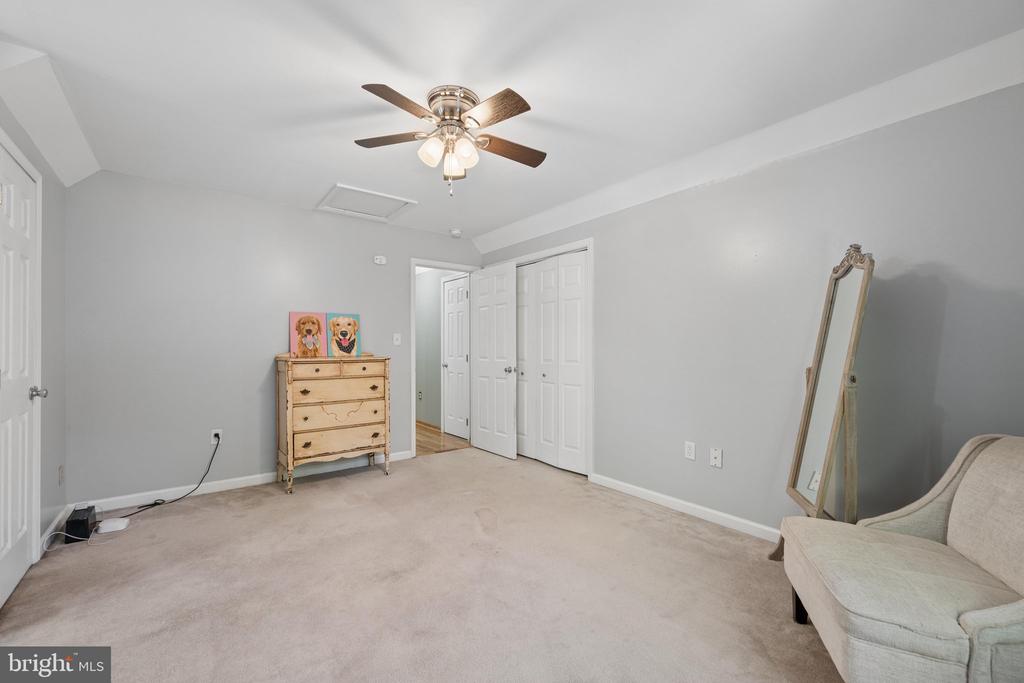 84 COTTONWOOD LANE