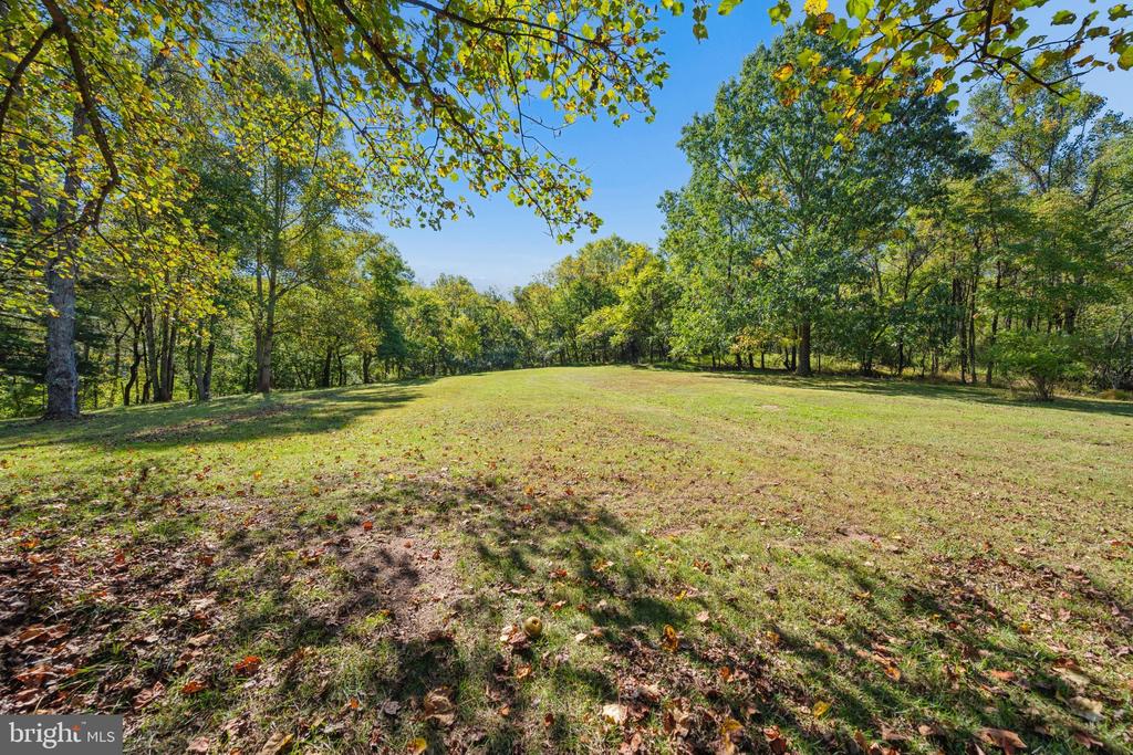 84 COTTONWOOD LANE