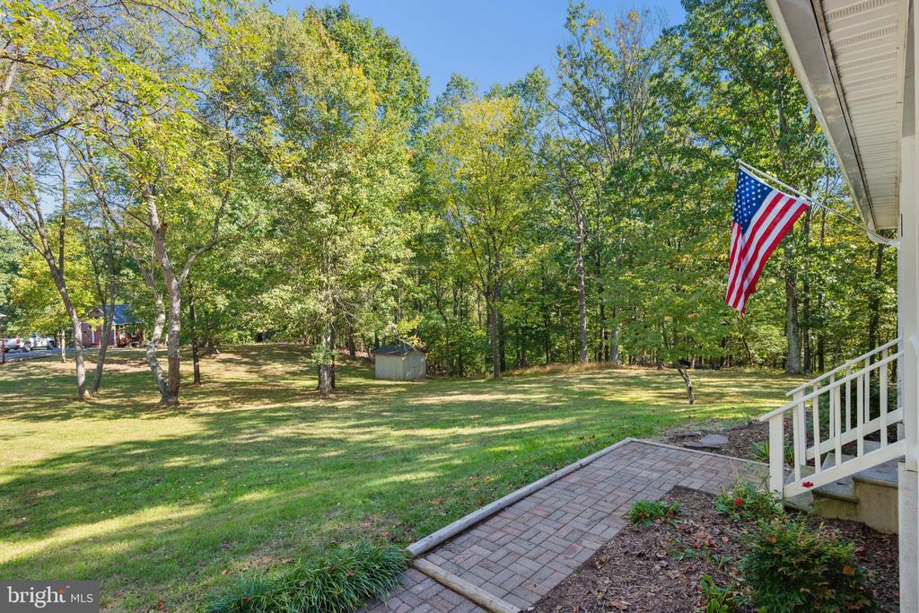 84 COTTONWOOD LANE