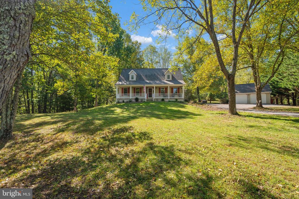 84 COTTONWOOD LANE