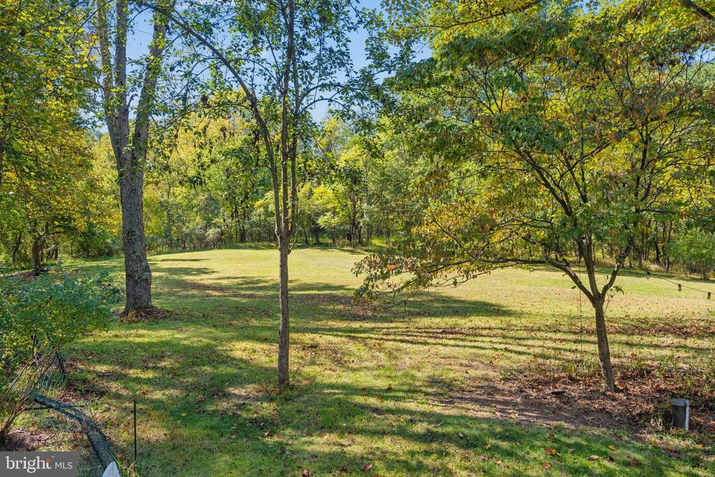 84 COTTONWOOD LANE