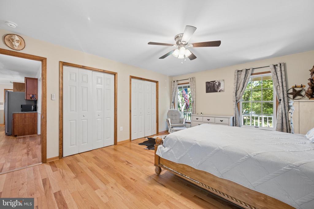 84 COTTONWOOD LANE