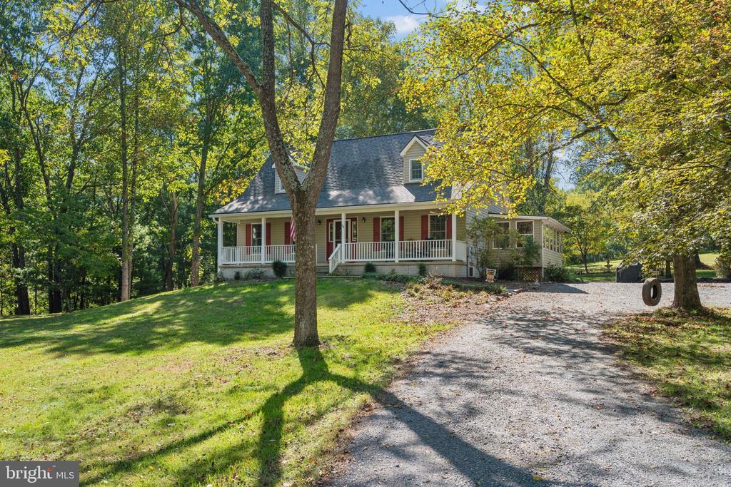 84 COTTONWOOD LANE