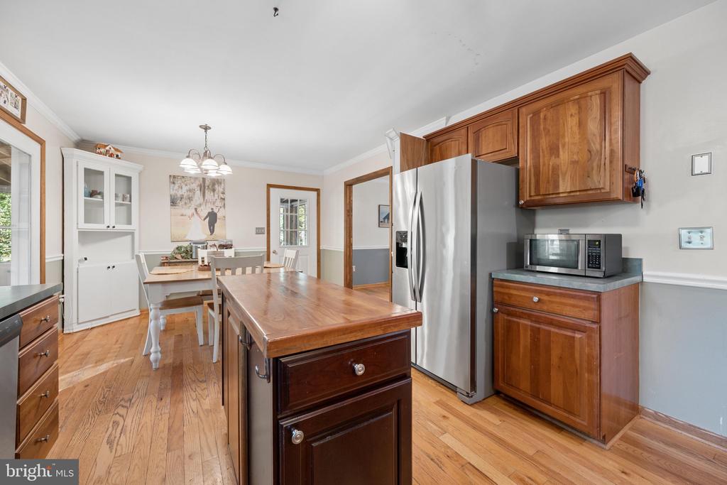 84 COTTONWOOD LANE