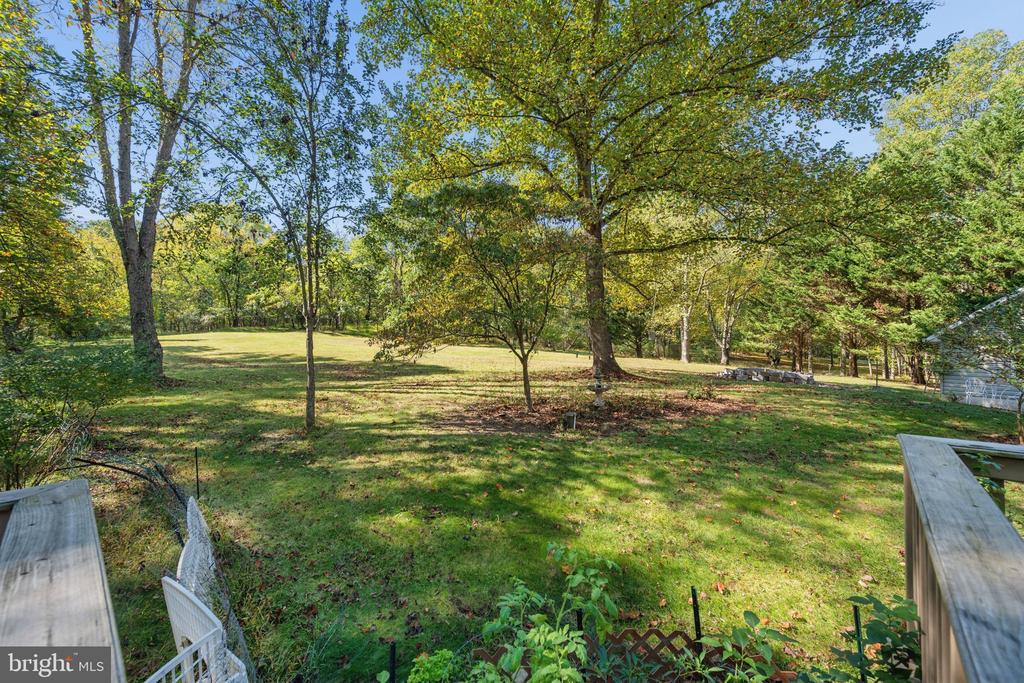 84 COTTONWOOD LANE