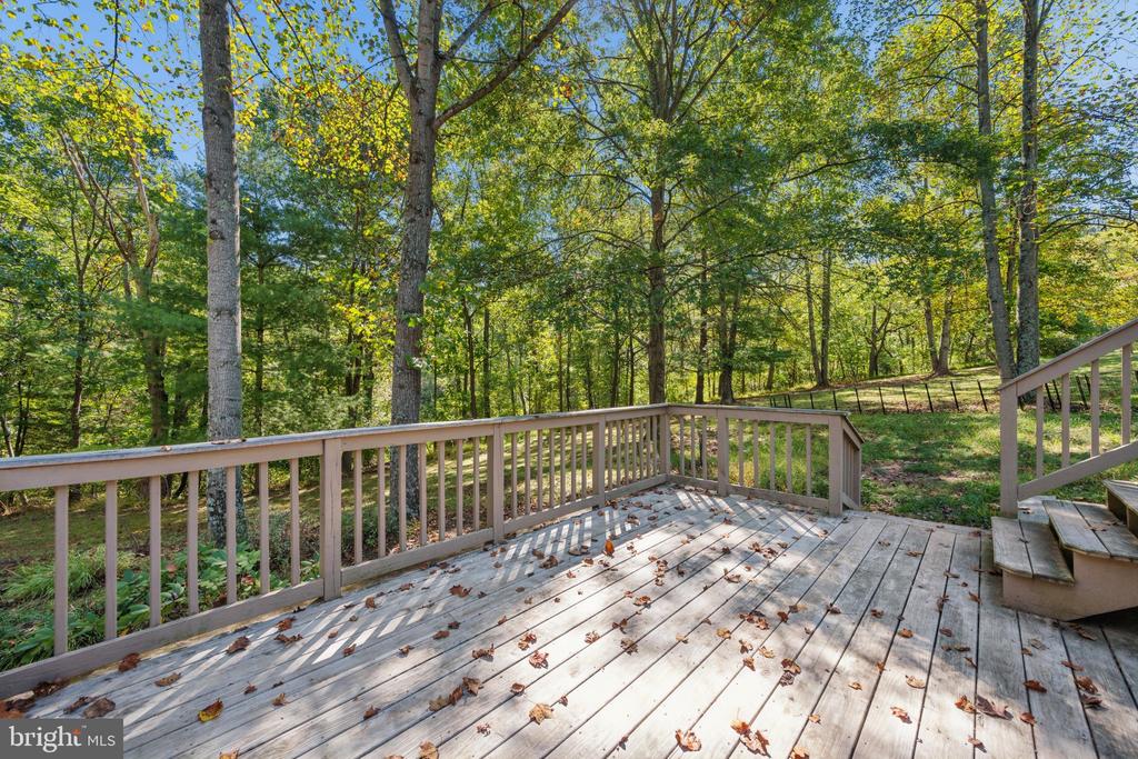 84 COTTONWOOD LANE