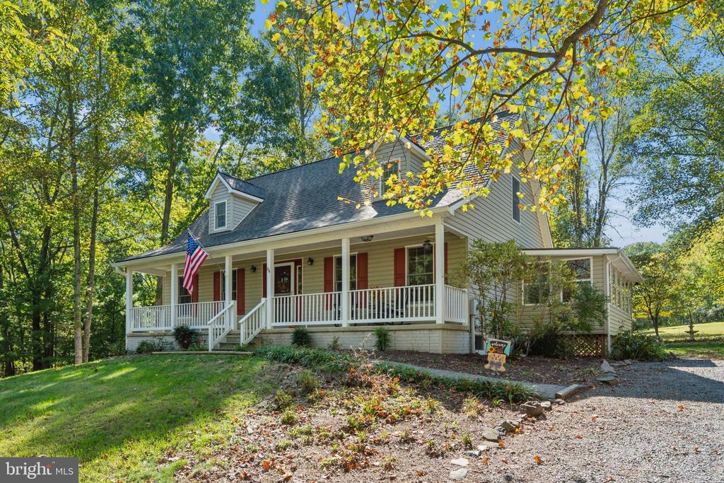 84 COTTONWOOD LANE