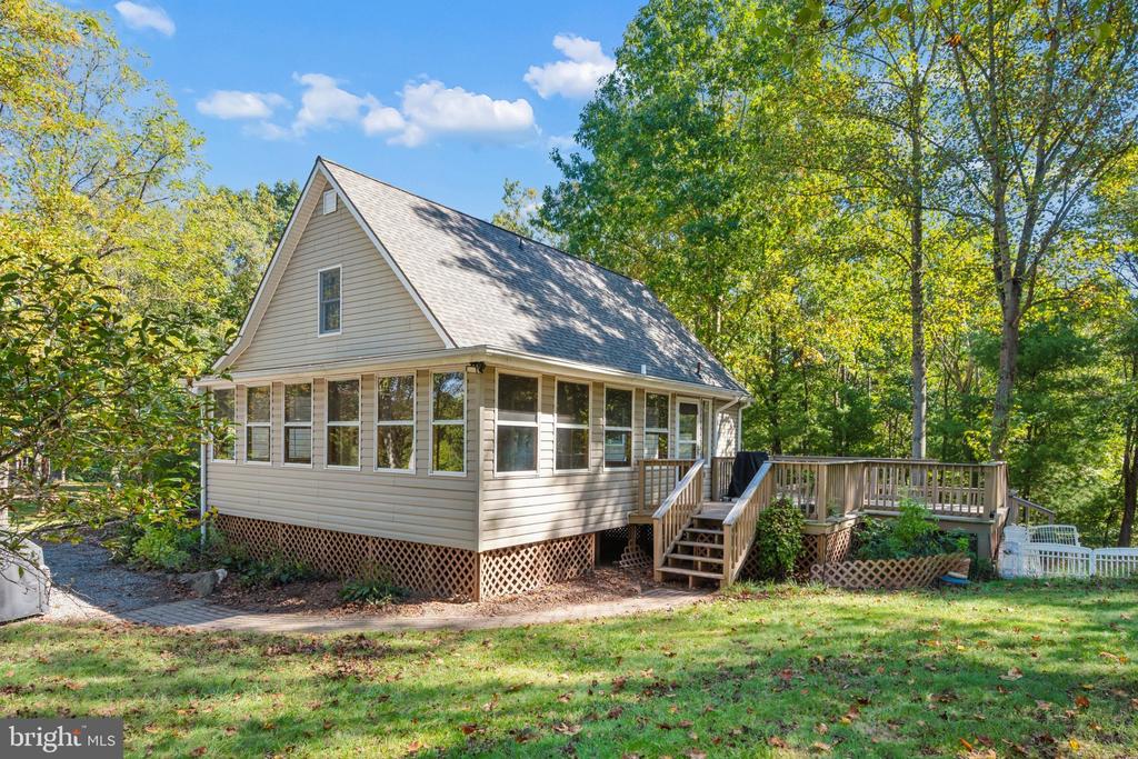 84 COTTONWOOD LANE