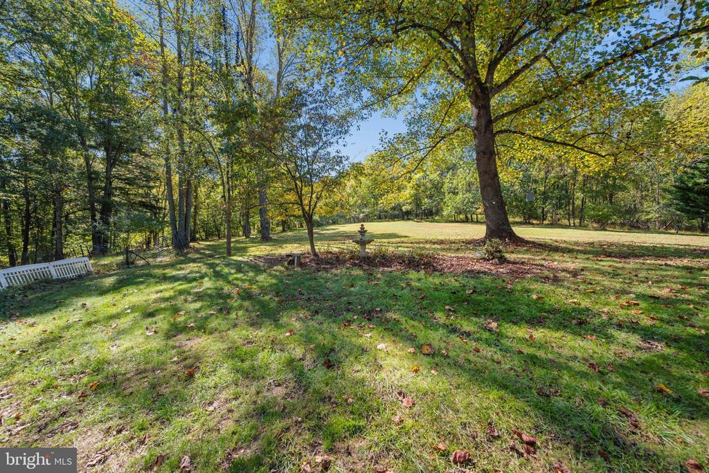 84 COTTONWOOD LANE