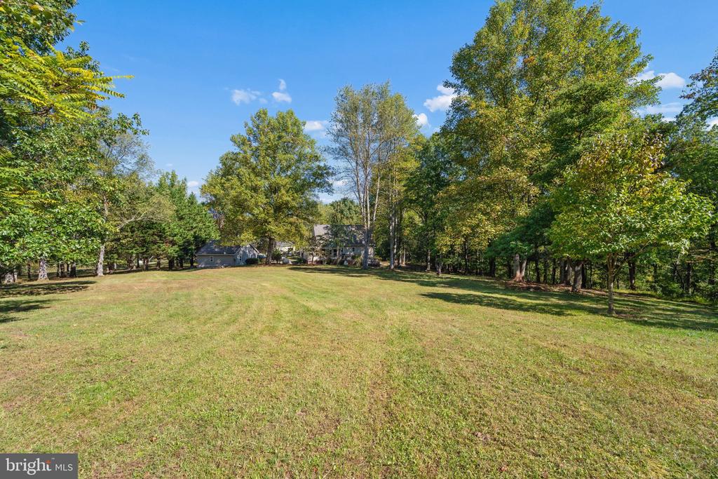 84 COTTONWOOD LANE