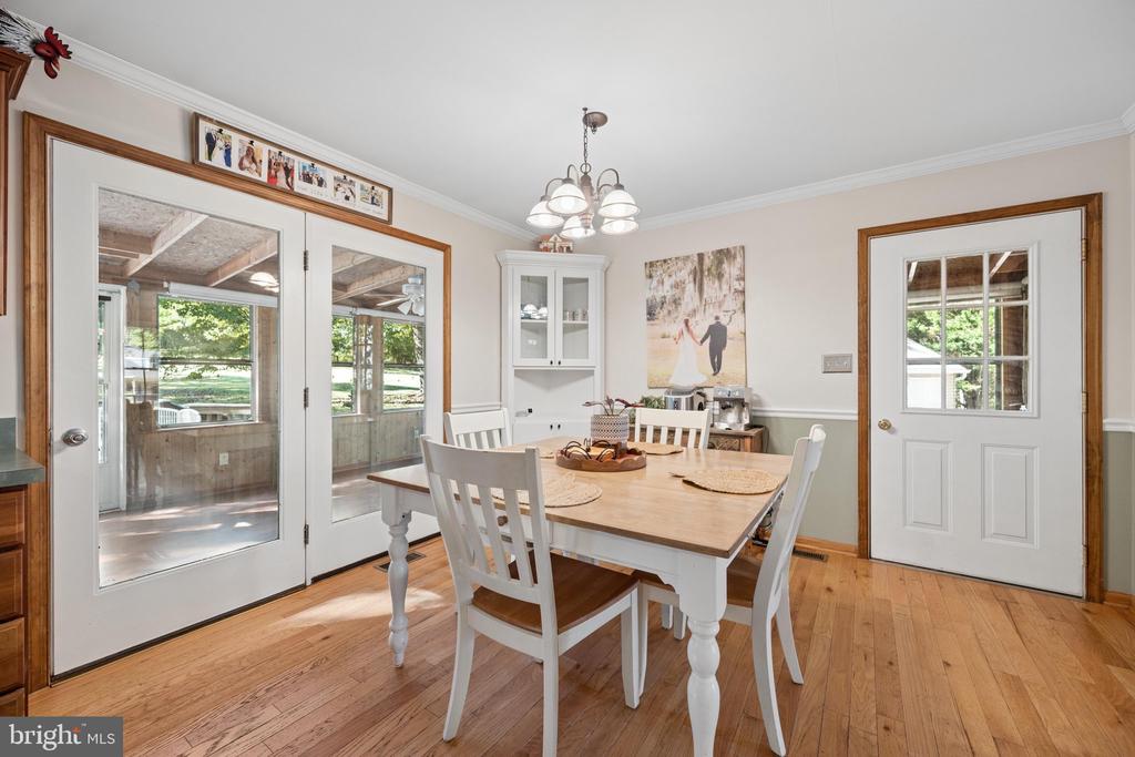 84 COTTONWOOD LANE