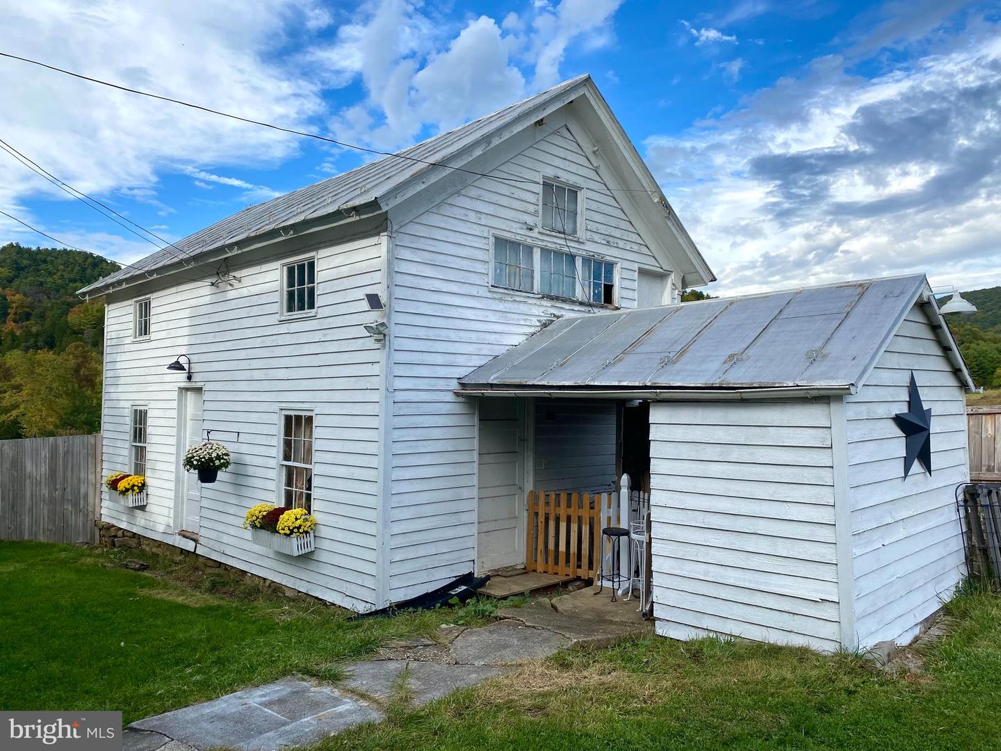 3935 Blue Gray TRAIL