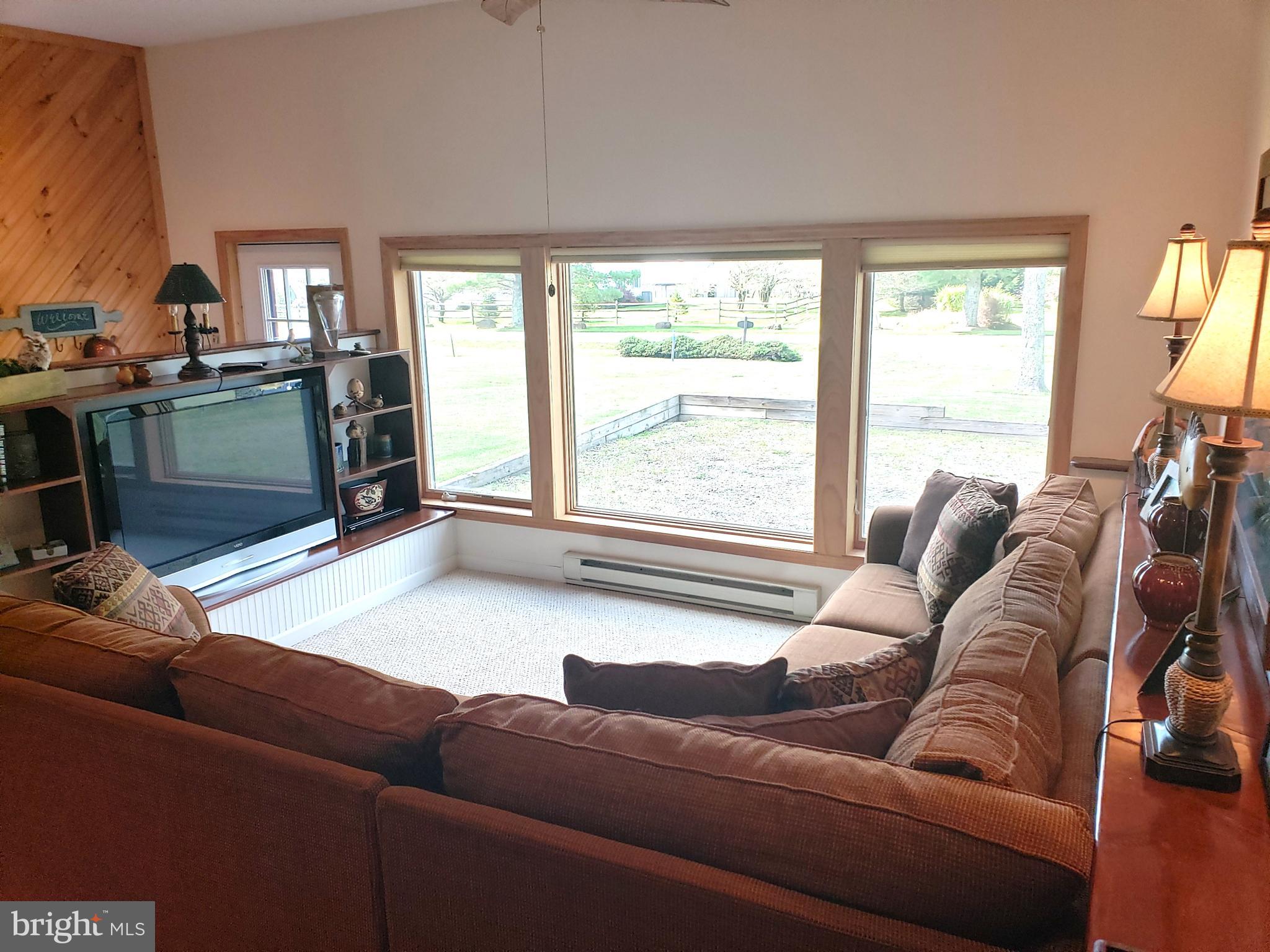 2598 TIMBERLINE ROAD