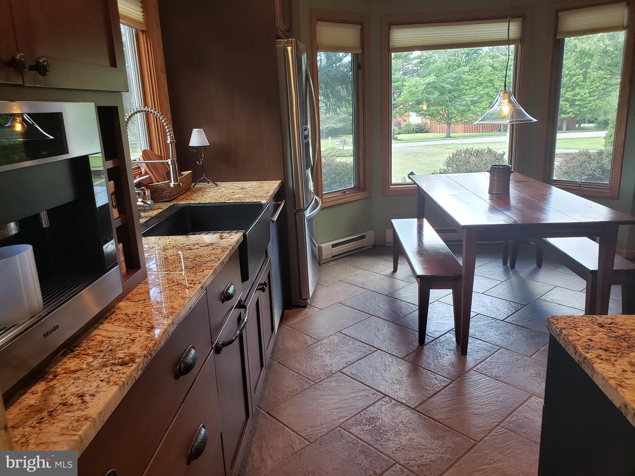 2598 TIMBERLINE ROAD
