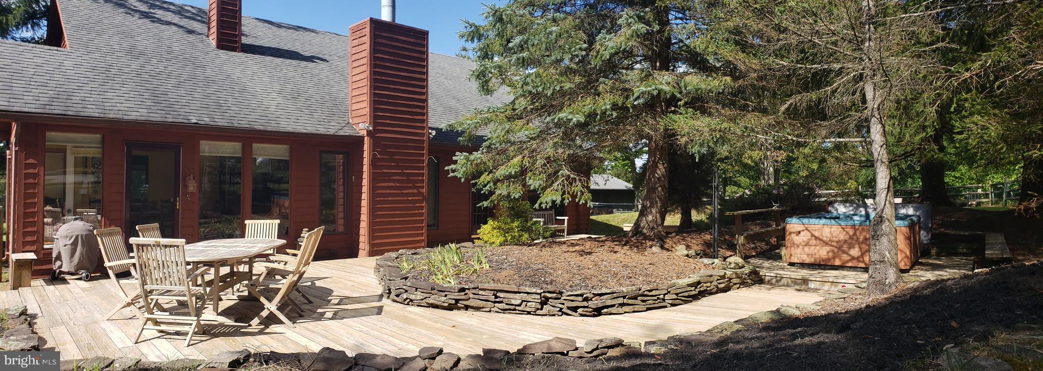 2598 TIMBERLINE ROAD