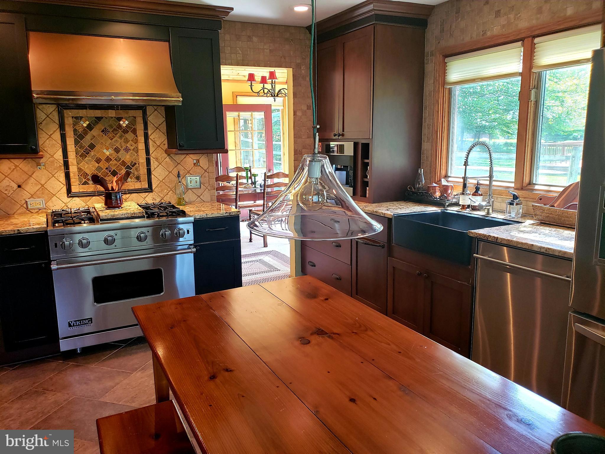 2598 TIMBERLINE ROAD