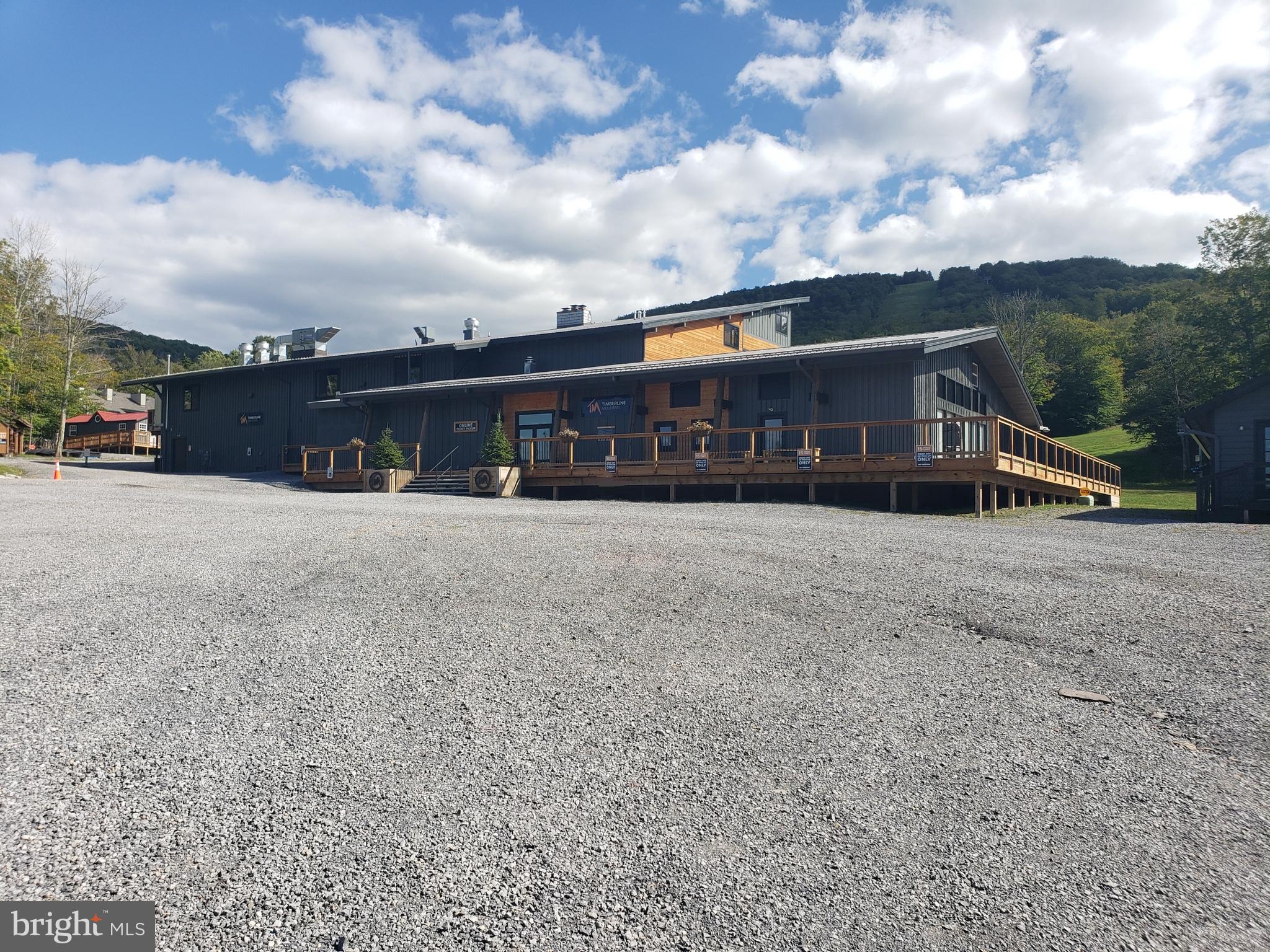 2598 TIMBERLINE ROAD
