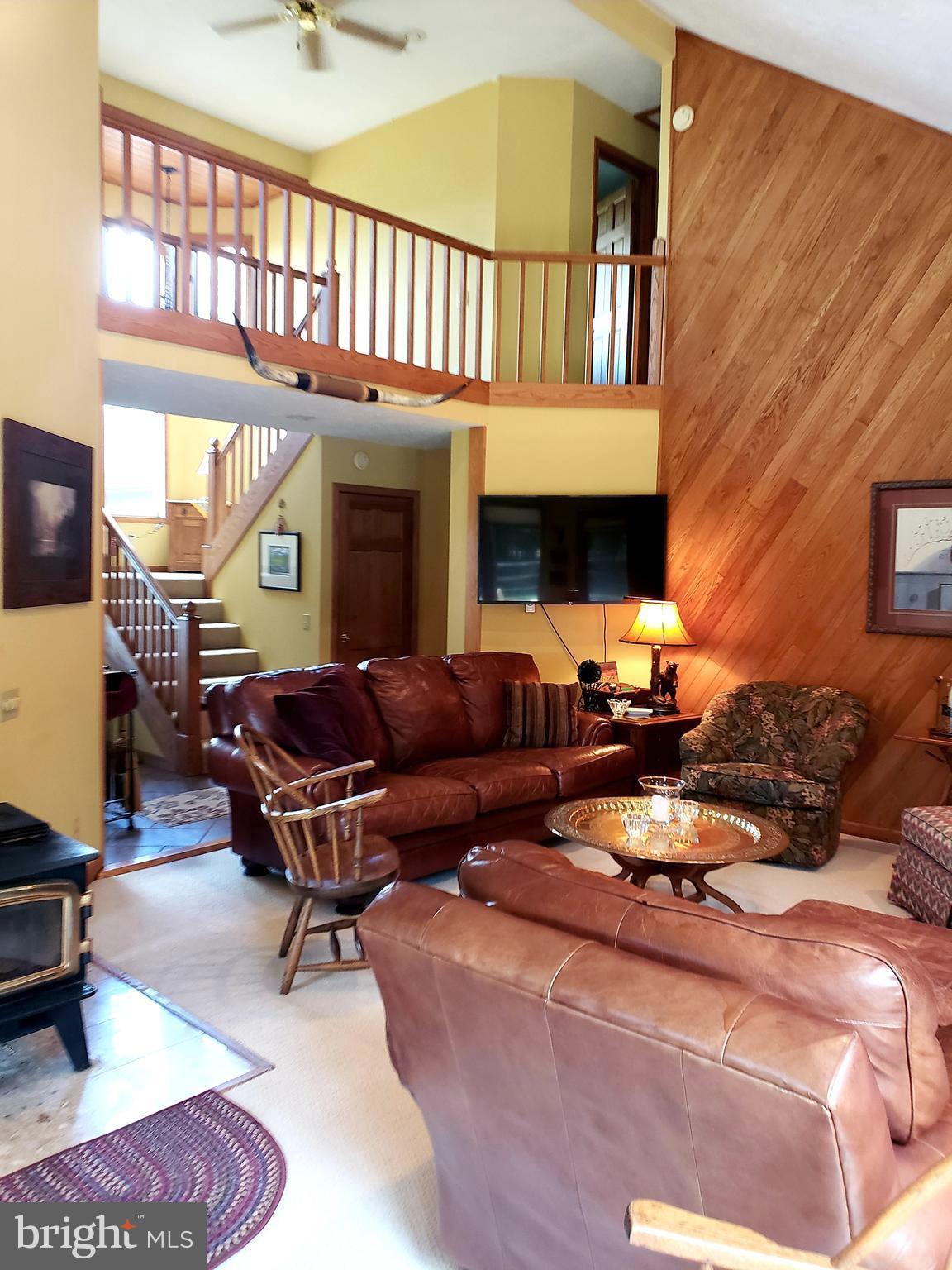 2598 TIMBERLINE ROAD