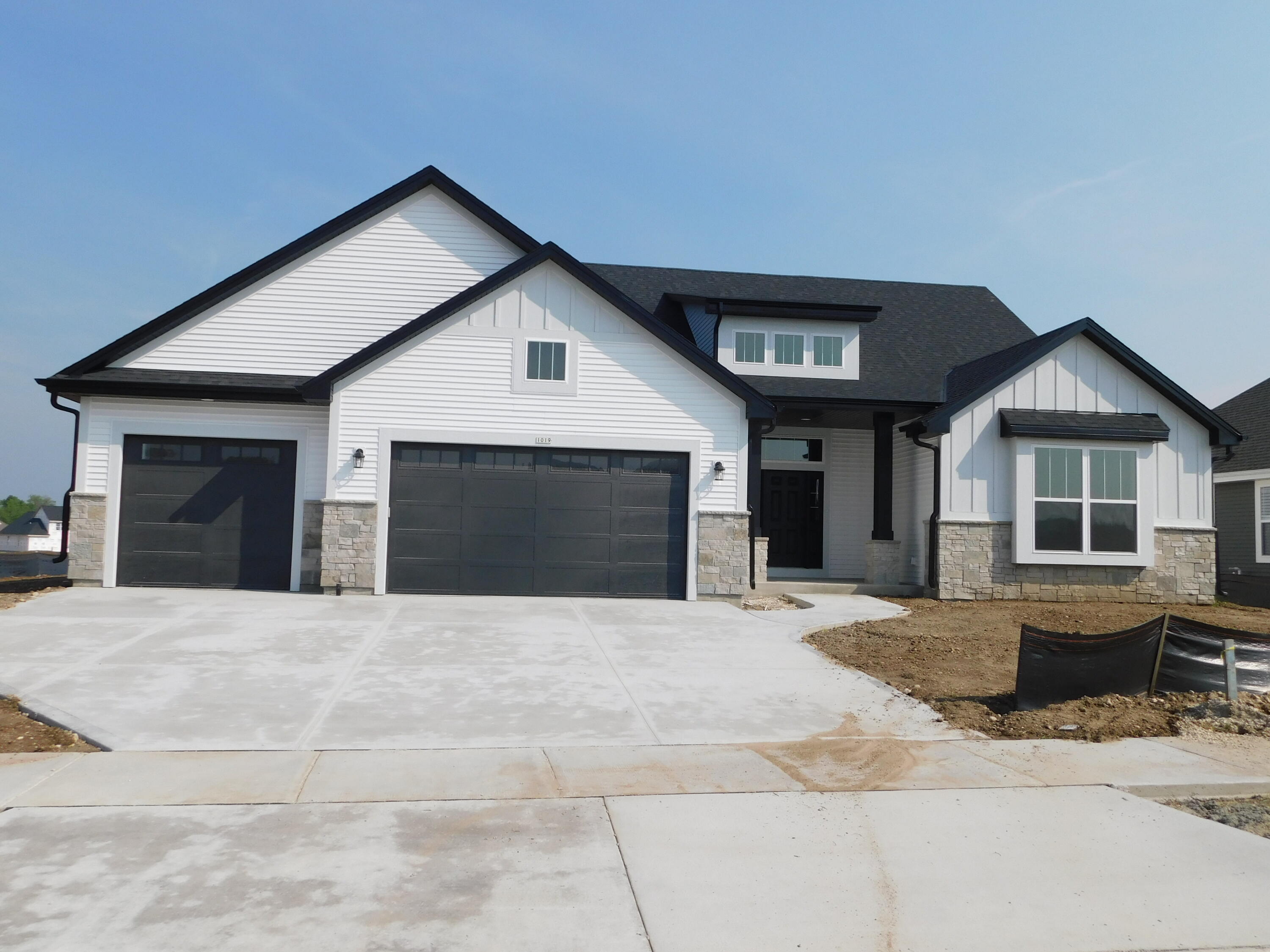 1019 Candleberry Ln