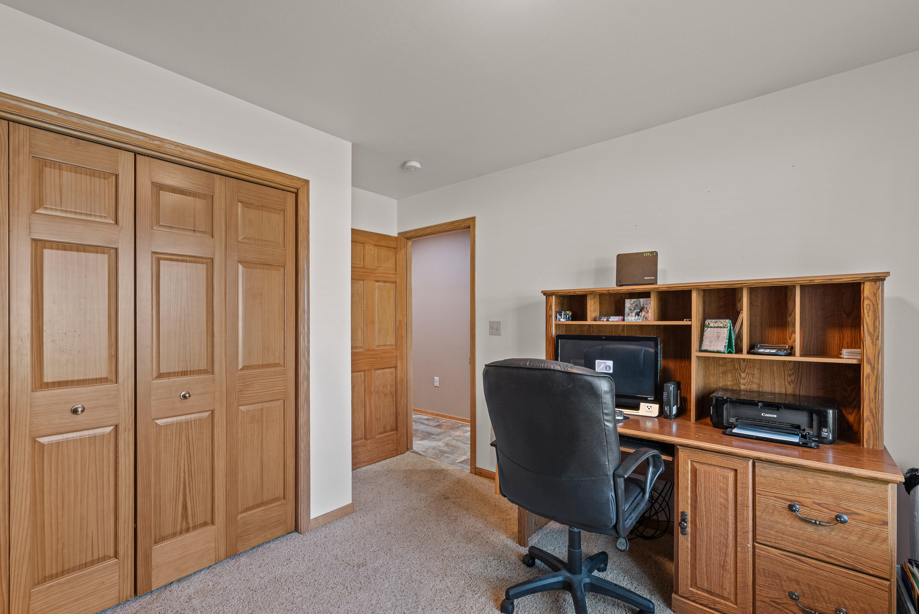 923 Algoma Dr