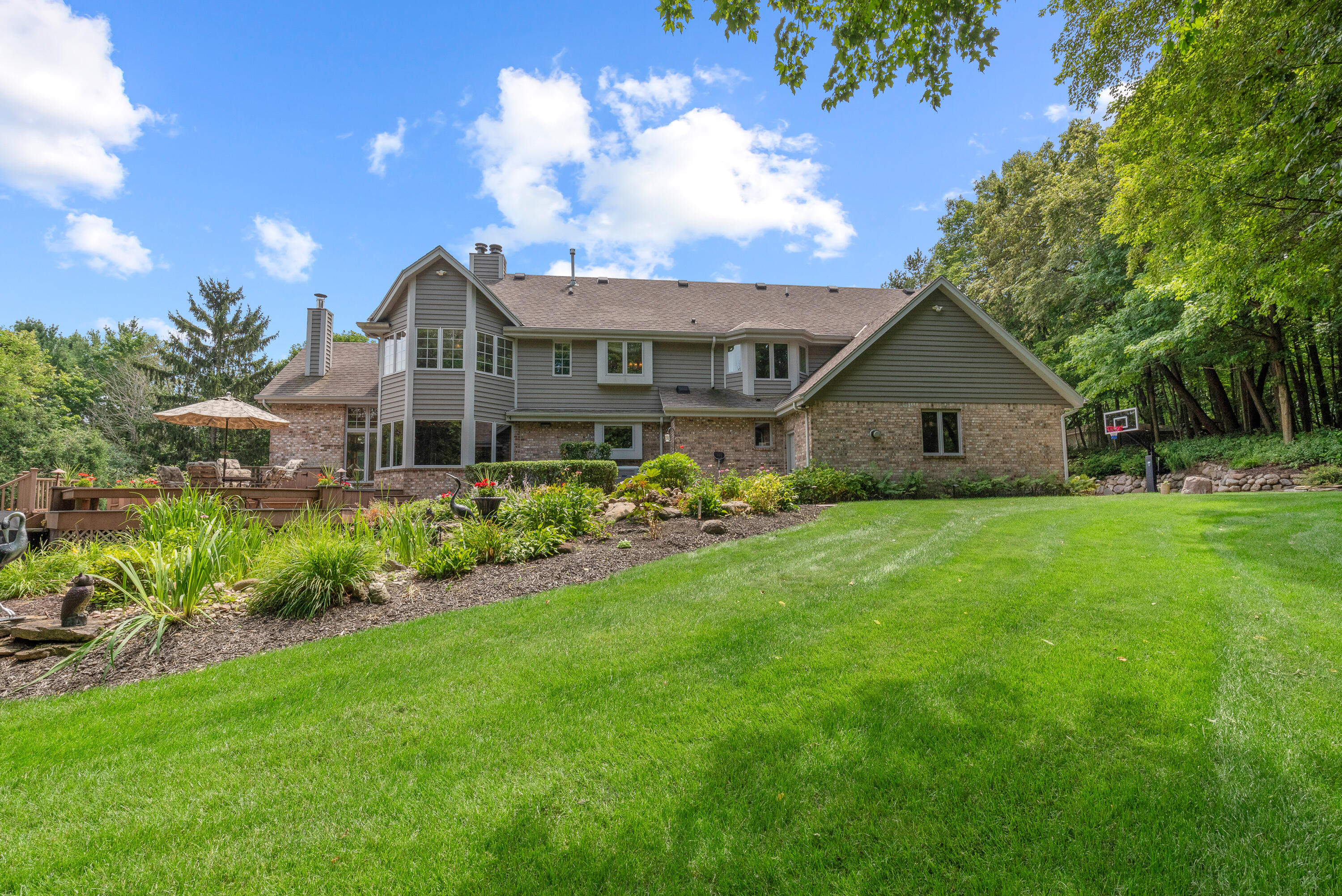 3172 Willowgate Pass
