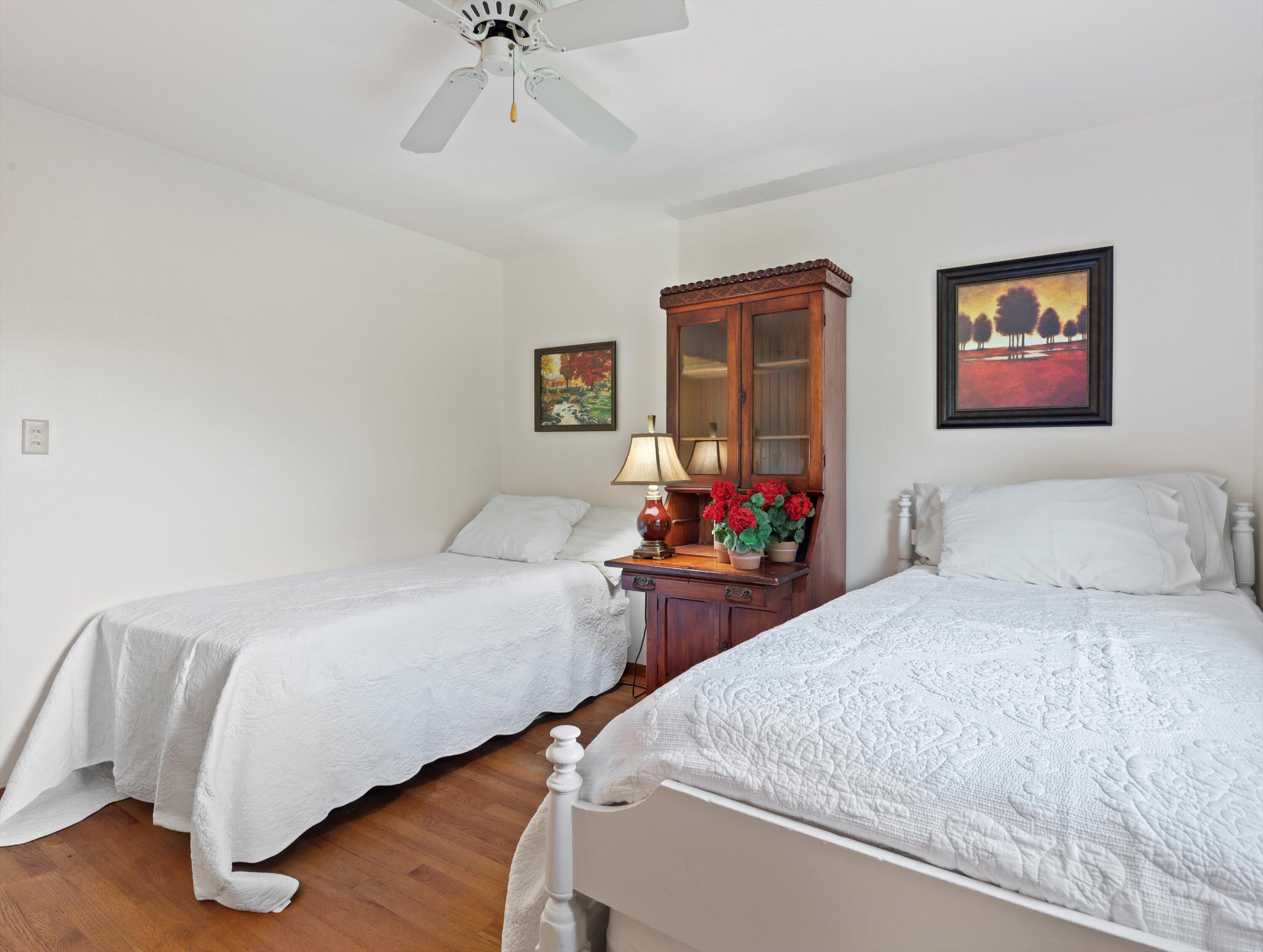 165 Riverview Ct